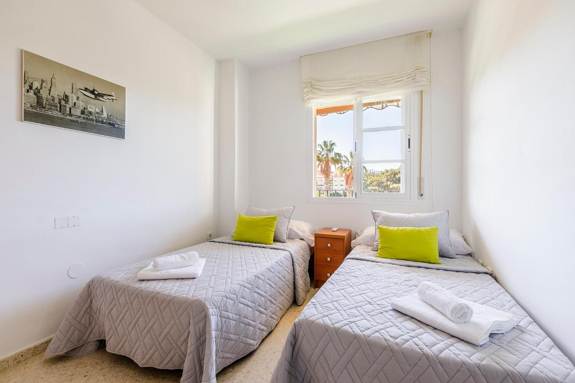 Home Olimpo Torre Del Mar Luaran gambar