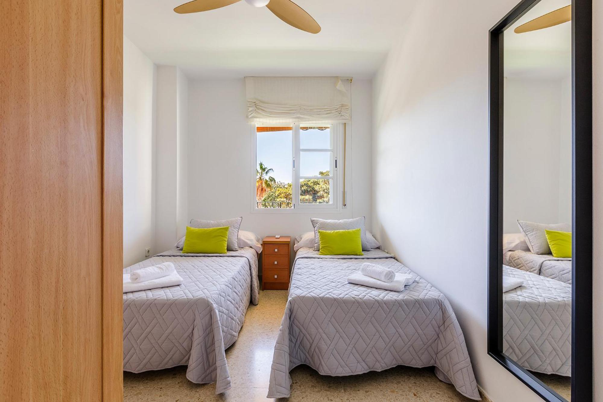 Home Olimpo Torre Del Mar Luaran gambar